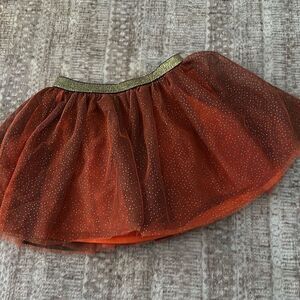 Between Size 6 Girls Tulle Prnage and black skirt Tutu skirt Halloween ballerina